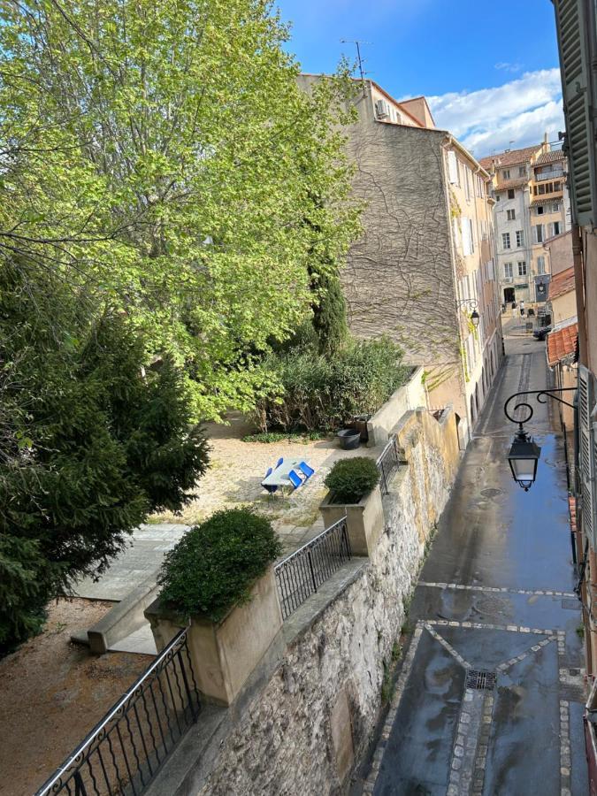 Un Moment Suspendu Apartment Aix-en-Provence Bagian luar foto