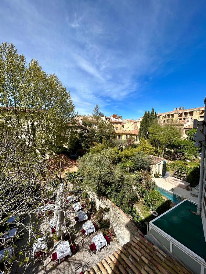 Un Moment Suspendu Apartment Aix-en-Provence Bagian luar foto